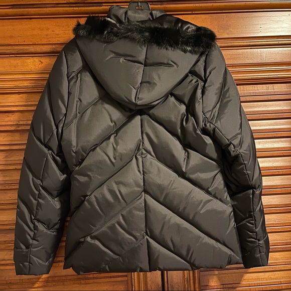 New BEBE Rabbit-Fur-Trim Hooded Puffer jacket Coat Black - Picture 3 of 9